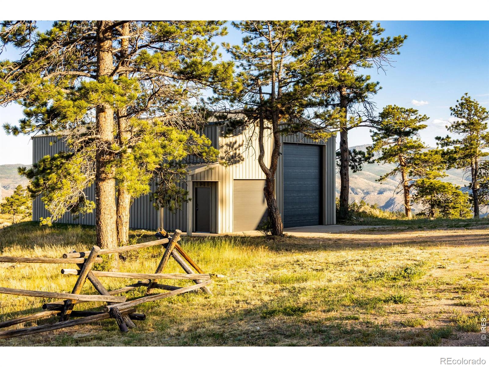 MLS Image #5 for 5433 n rim road,livermore, Colorado