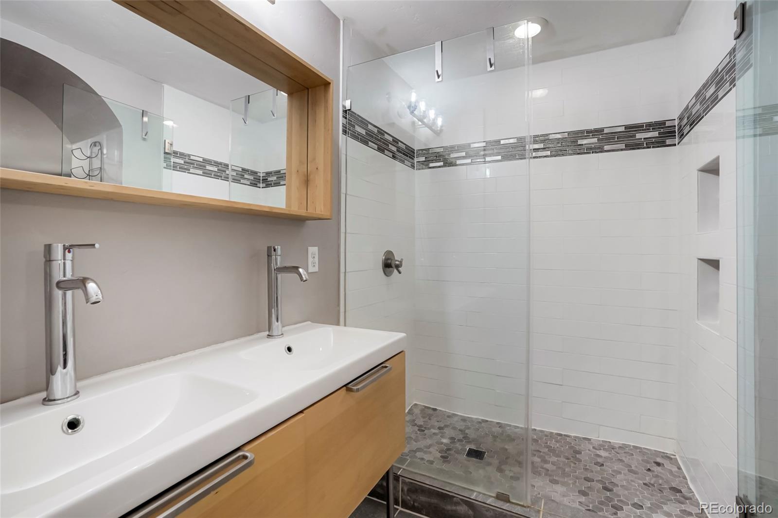 MLS Image #16 for 1865 s downing street,denver, Colorado