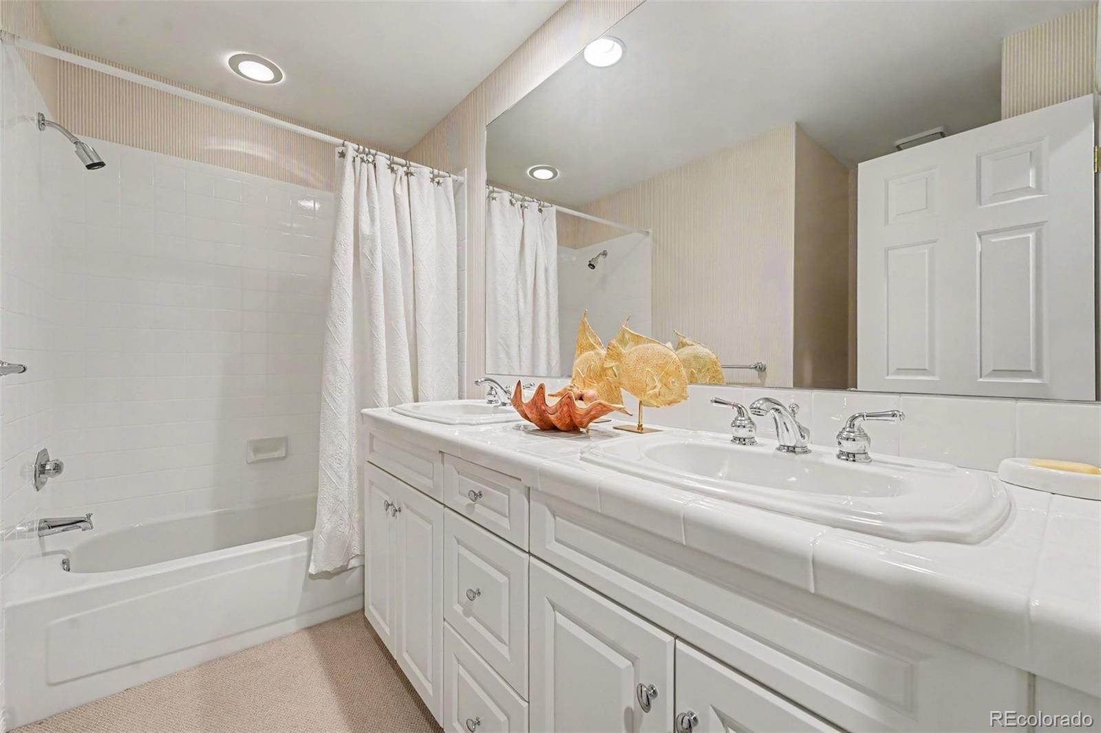 MLS Image #28 for 4725 e pinewood circle,centennial, Colorado