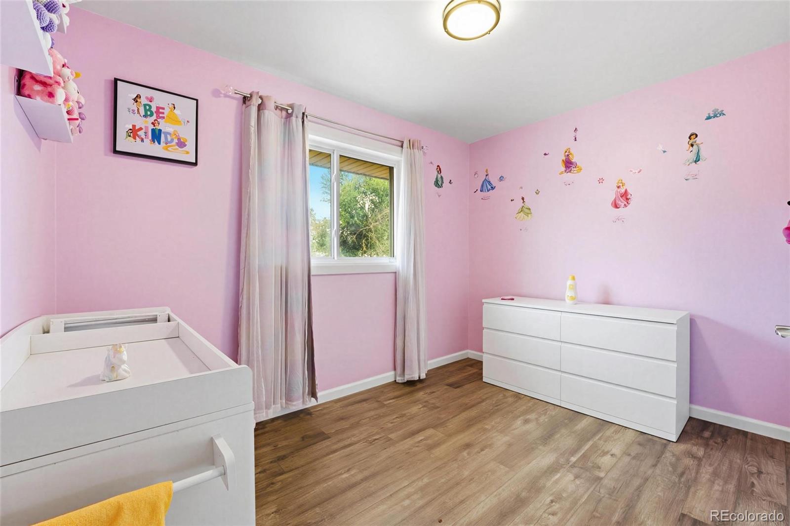 MLS Image #13 for 8660  de soto street,denver, Colorado