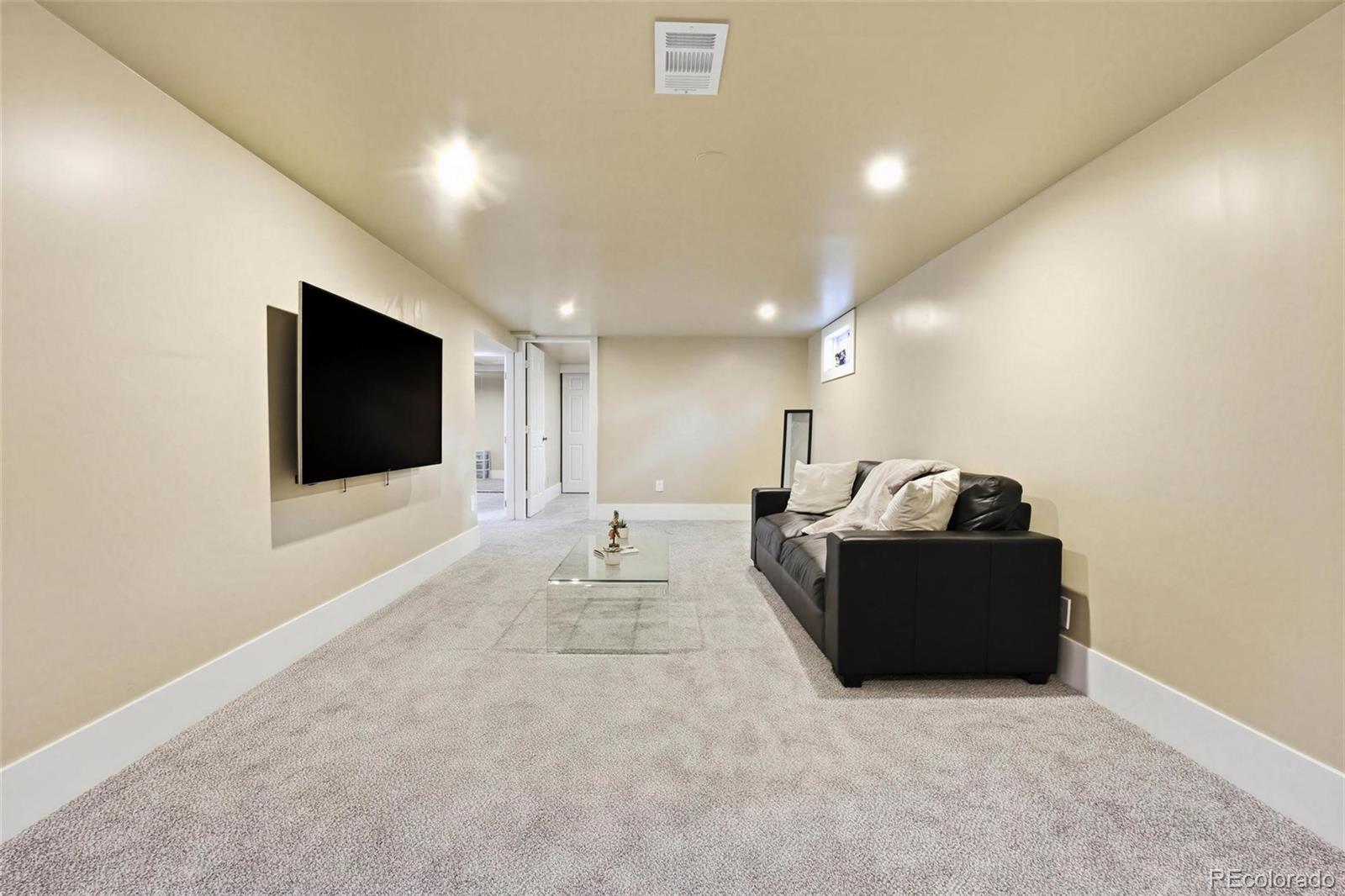 MLS Image #17 for 8660  de soto street,denver, Colorado
