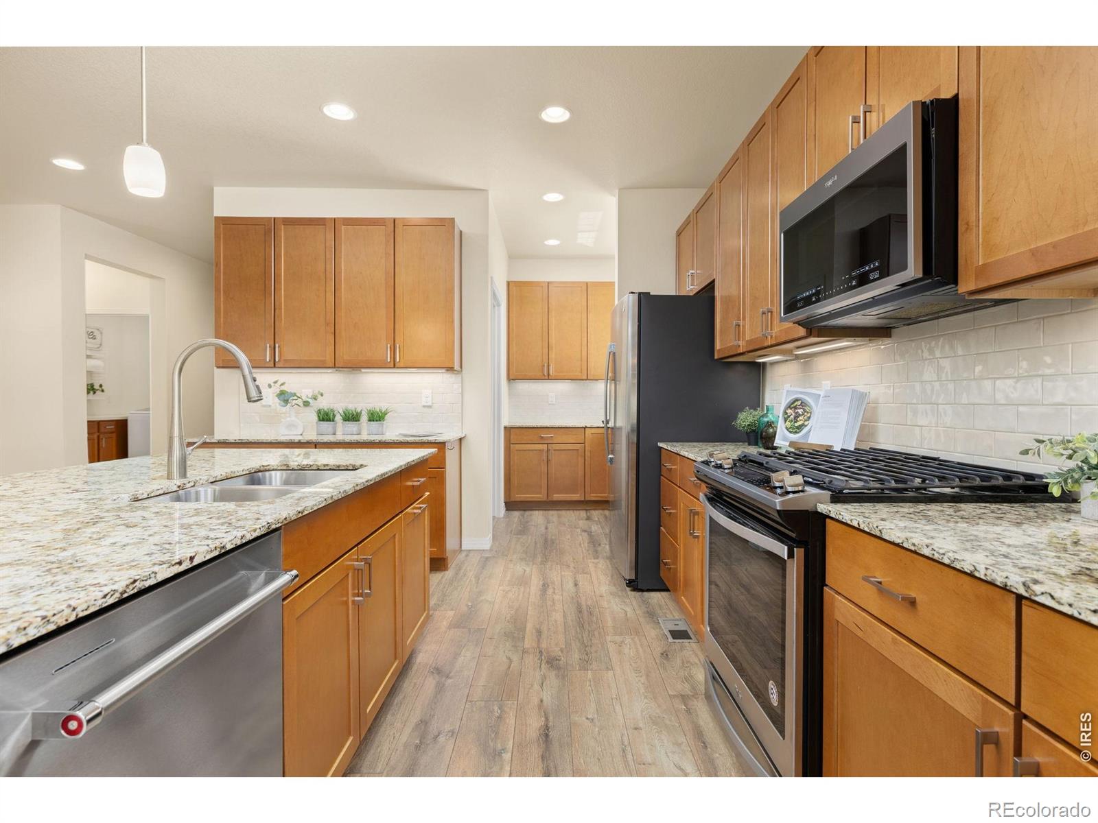 MLS Image #13 for 718  widgeon circle,longmont, Colorado