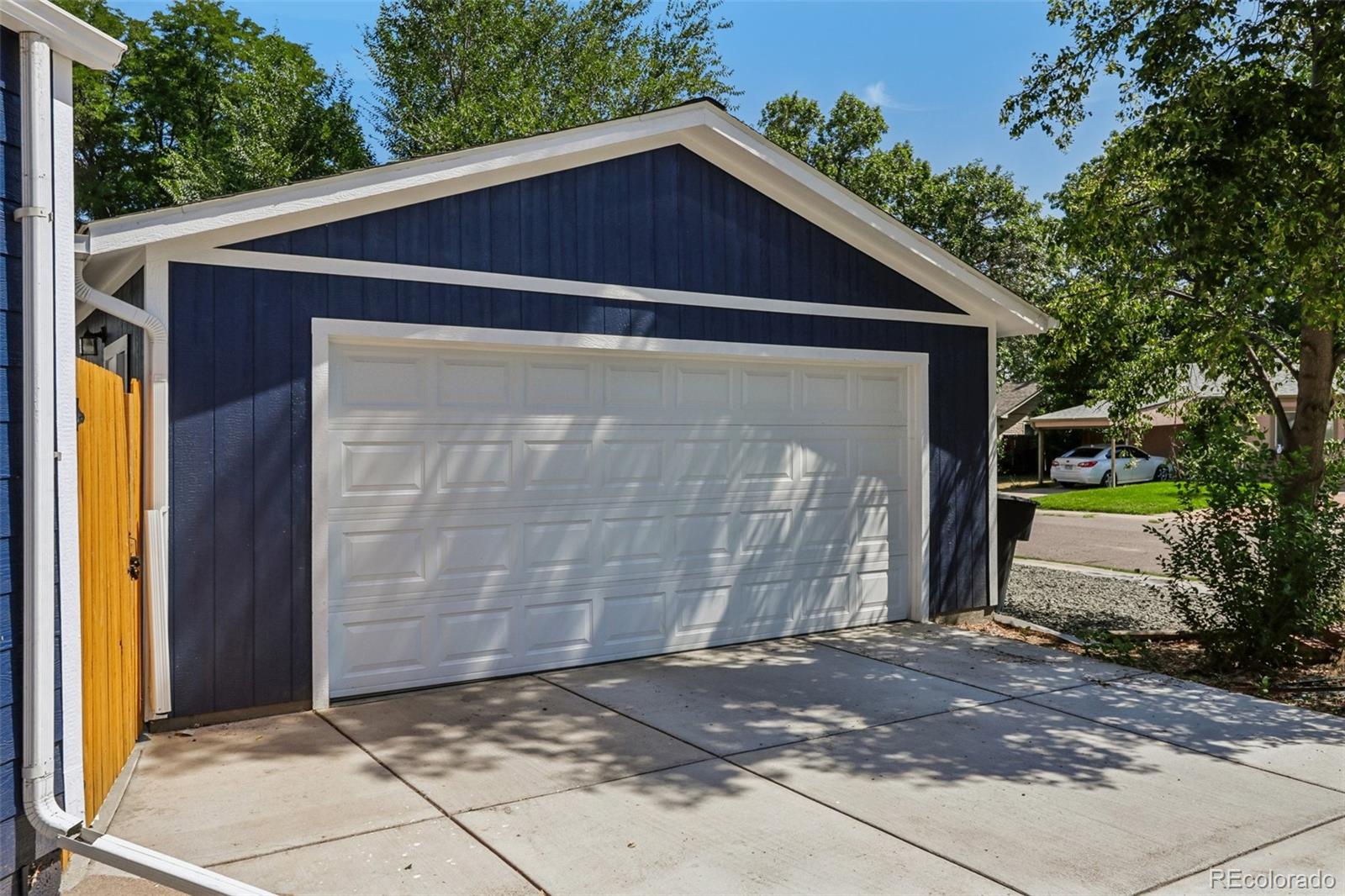MLS Image #3 for 2045 s hooker circle,denver, Colorado