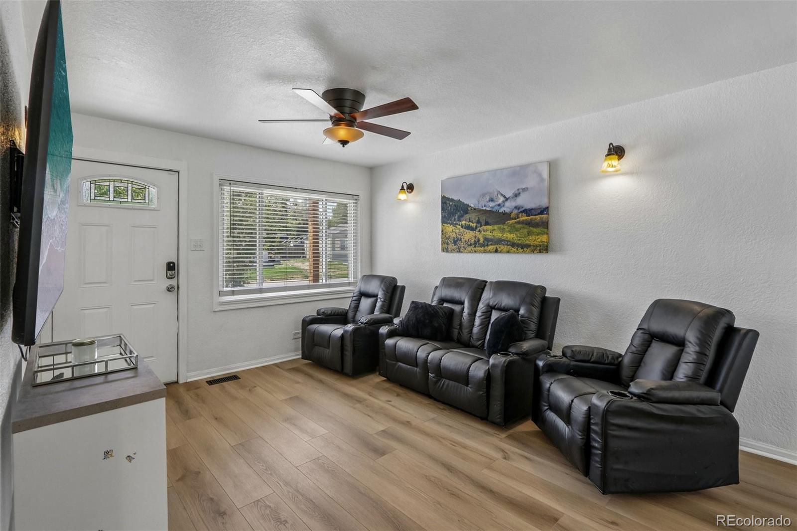 MLS Image #6 for 2045 s hooker circle,denver, Colorado