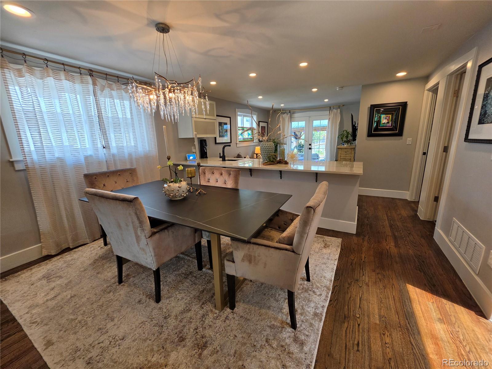 MLS Image #16 for 2660 s steele street,denver, Colorado