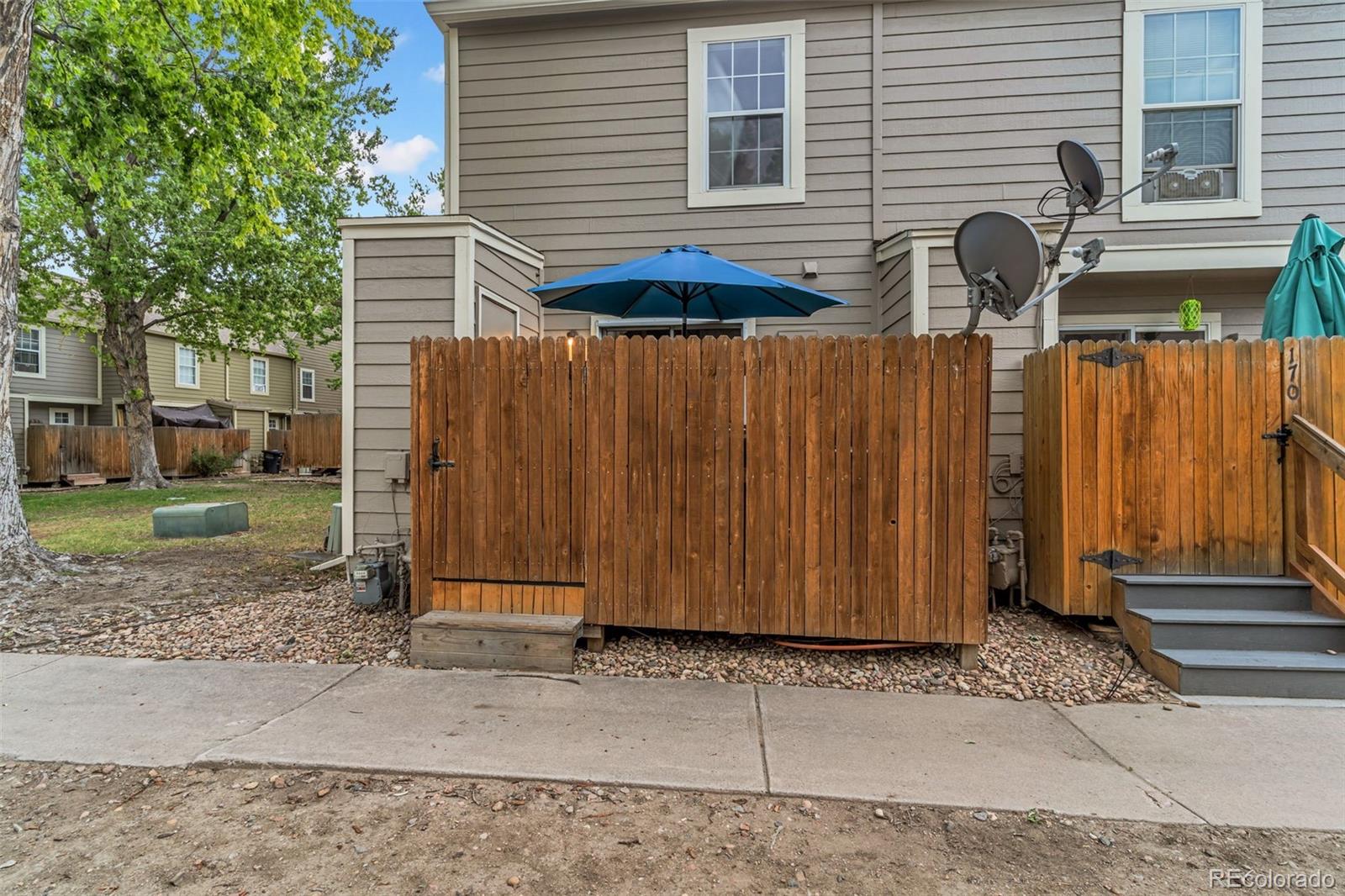 MLS Image #16 for 1811 s quebec way,denver, Colorado