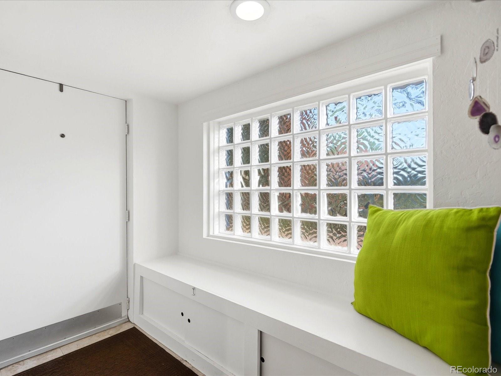 MLS Image #11 for 26407 s end road,kittredge, Colorado