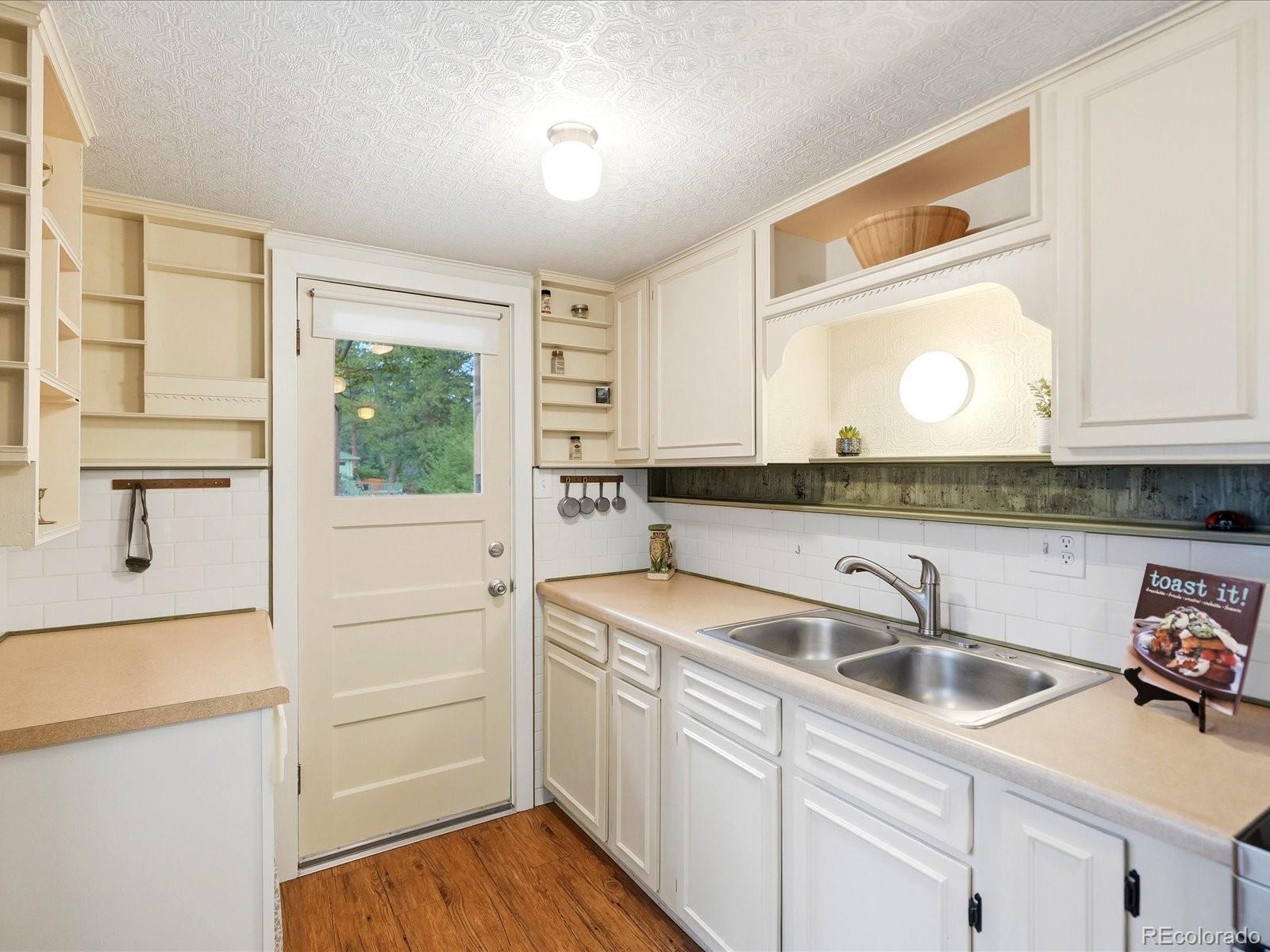 MLS Image #4 for 26407 s end road,kittredge, Colorado