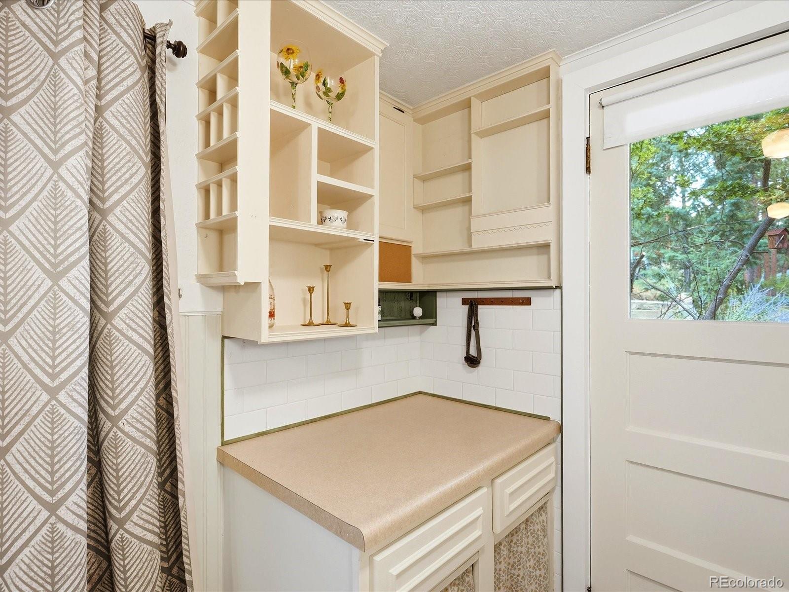 MLS Image #41 for 26407 s end road,kittredge, Colorado