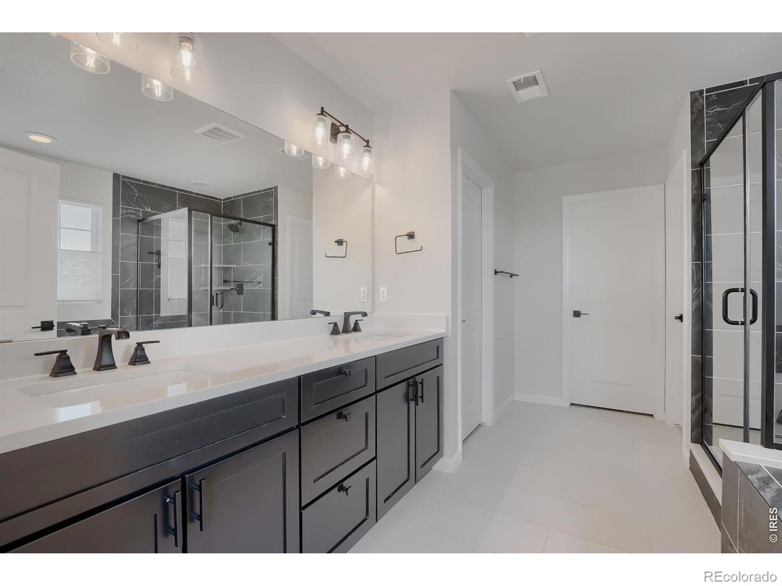 MLS Image #15 for 7170 s uriah street,aurora, Colorado