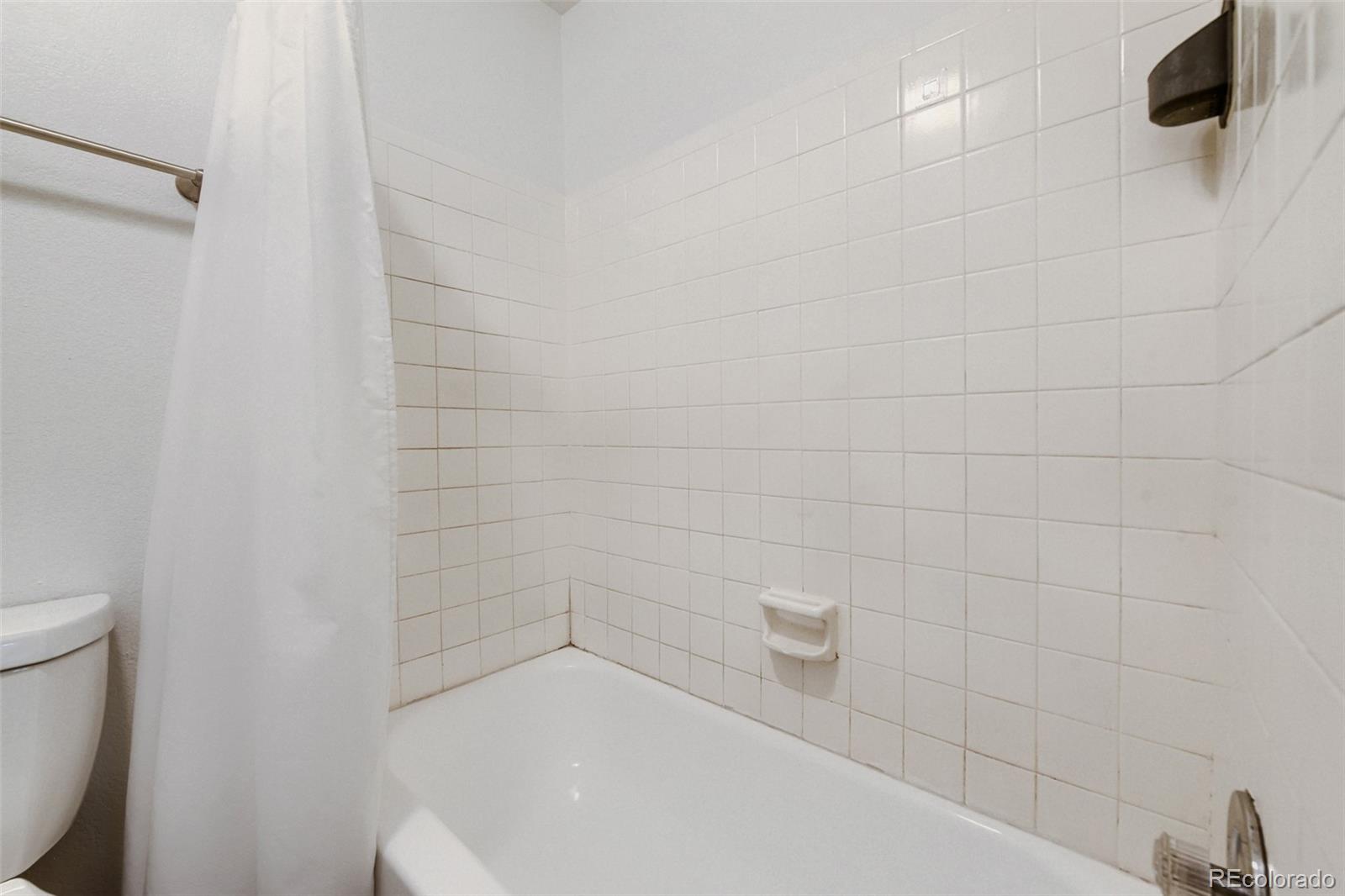 MLS Image #22 for 8378 s upham way b106,littleton, Colorado