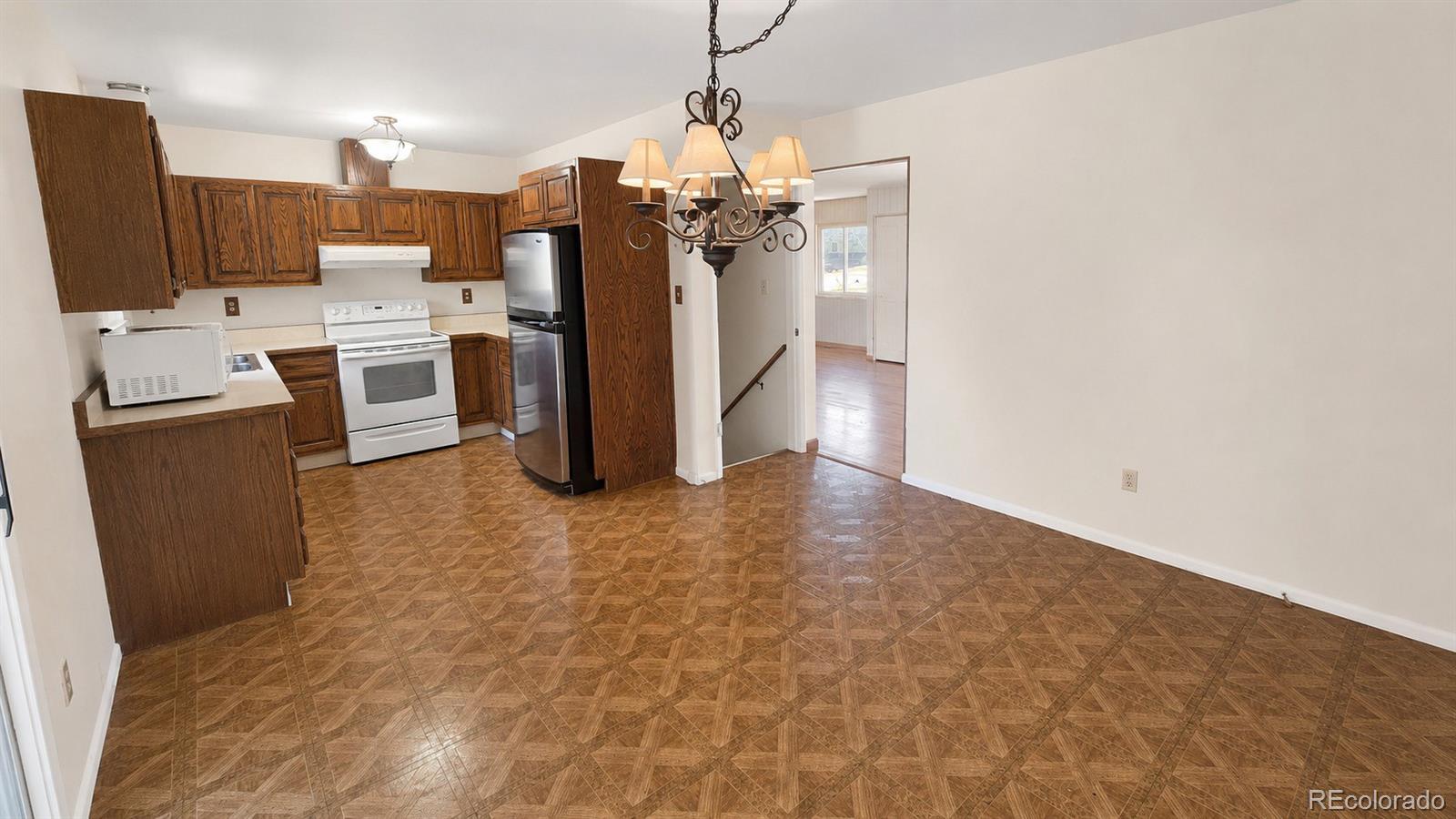 MLS Image #11 for 818  cardinal street,colorado springs, Colorado