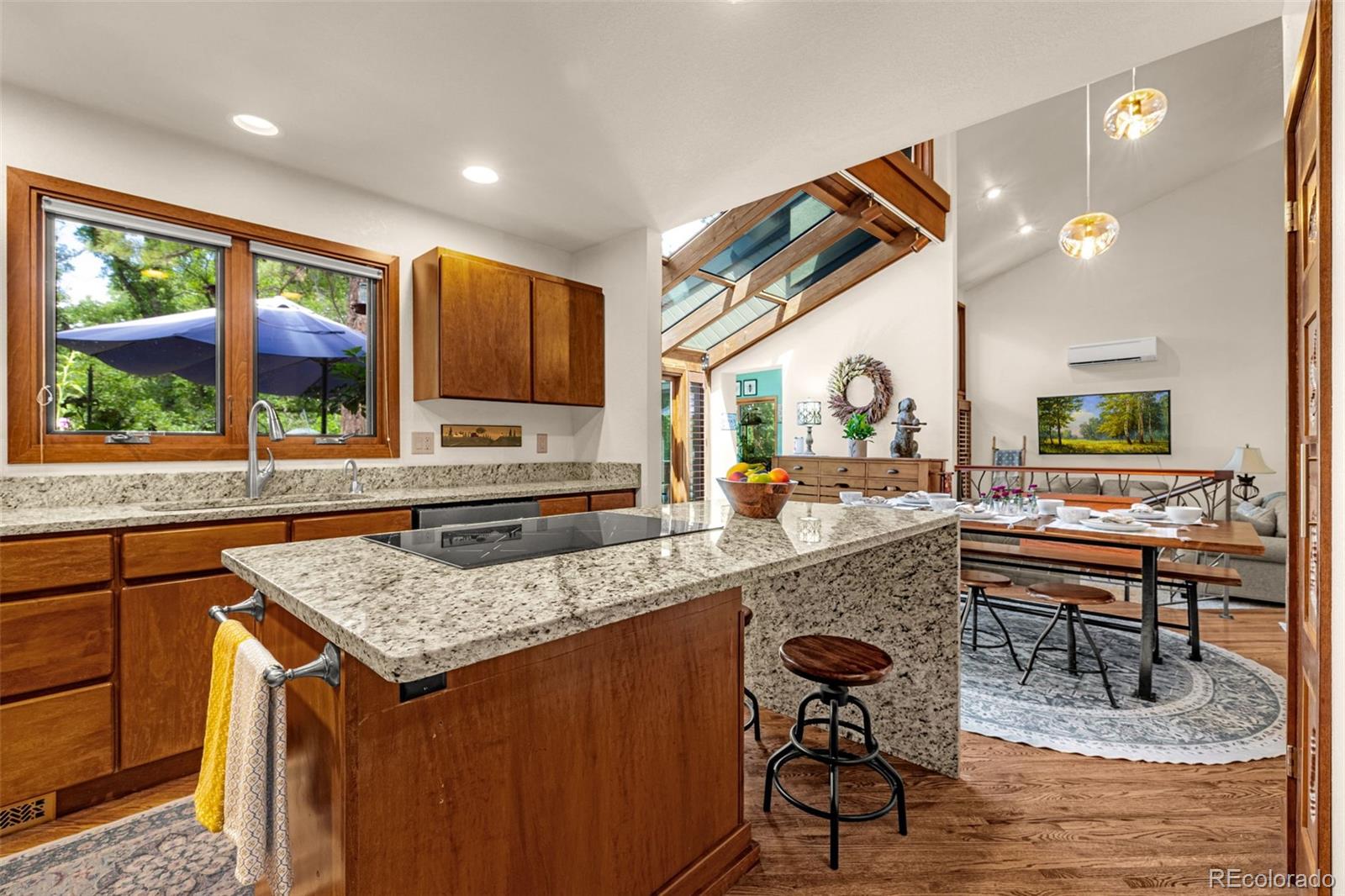 MLS Image #10 for 117  mayhurst avenue,colorado springs, Colorado