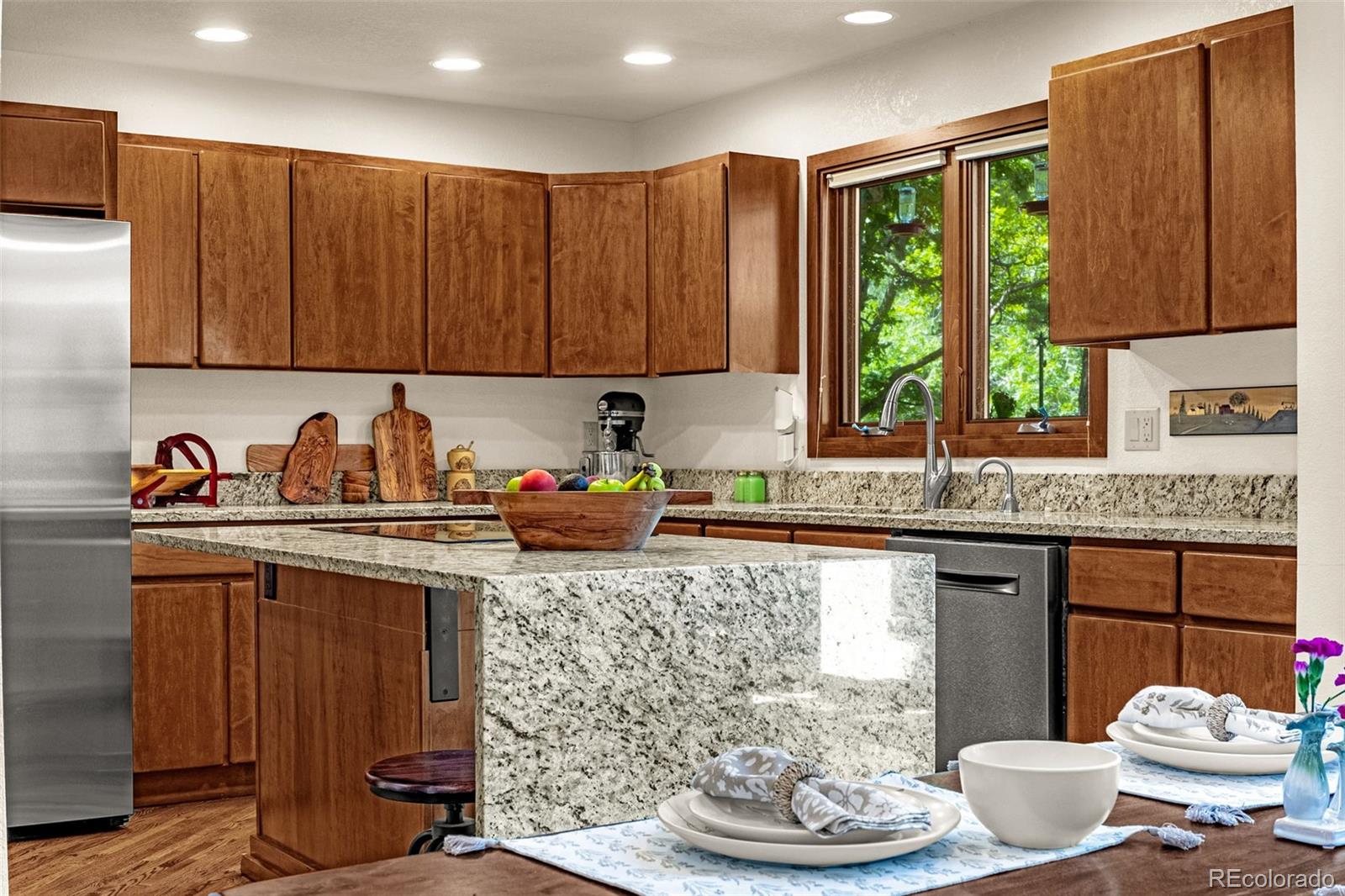 MLS Image #7 for 117  mayhurst avenue,colorado springs, Colorado