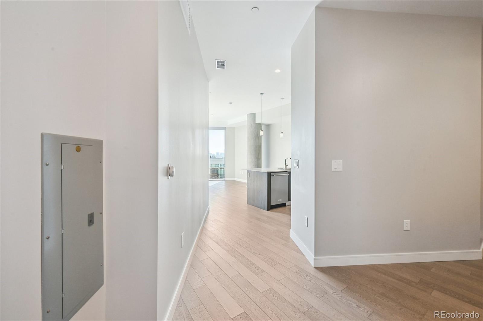 MLS Image #5 for 4200 w 17th avenue 719,denver, Colorado