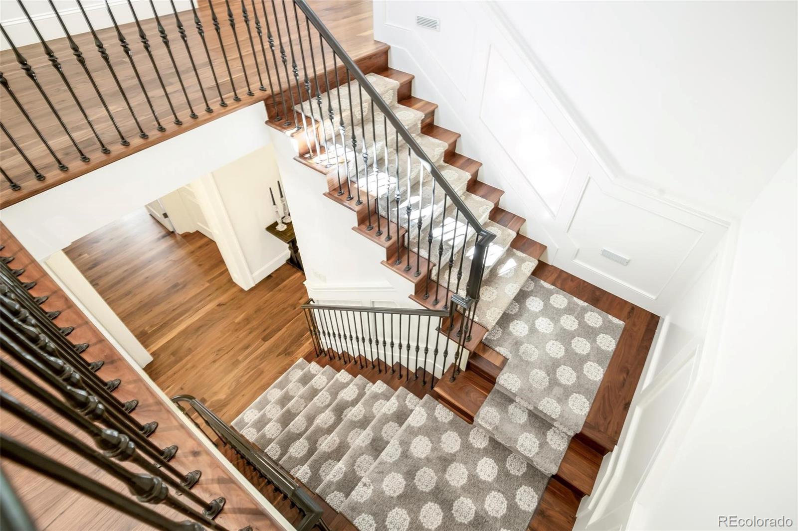 MLS Image #19 for 25 s elm street,denver, Colorado