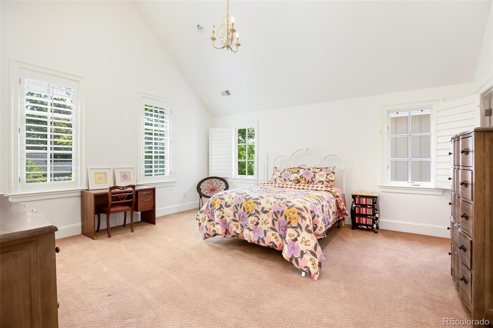 MLS Image #24 for 25 s elm street,denver, Colorado