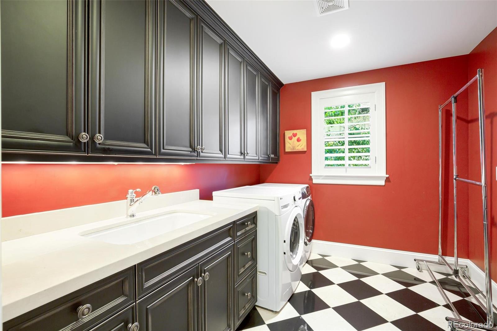 MLS Image #28 for 25 s elm street,denver, Colorado