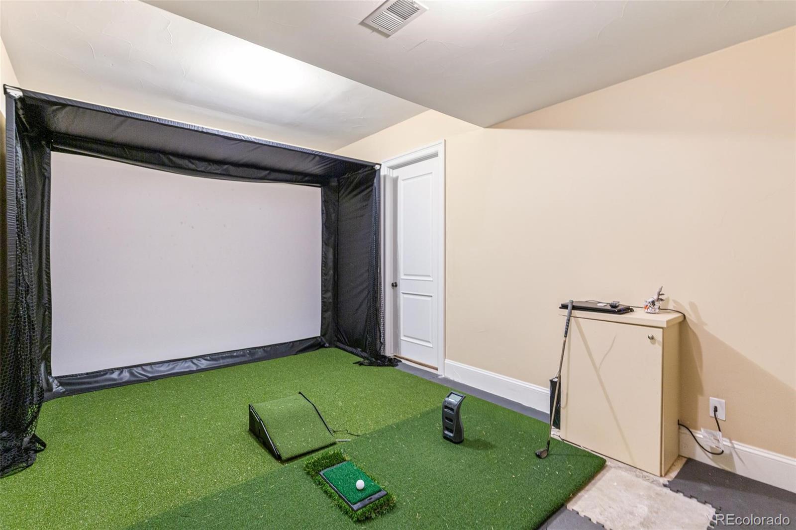 MLS Image #35 for 25 s elm street,denver, Colorado