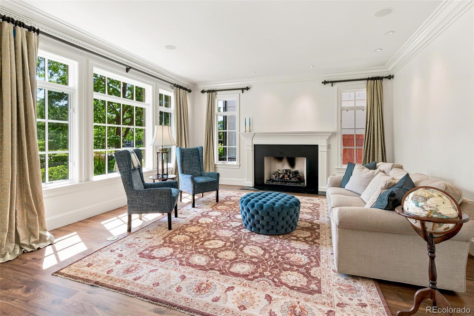 MLS Image #5 for 25 s elm street,denver, Colorado