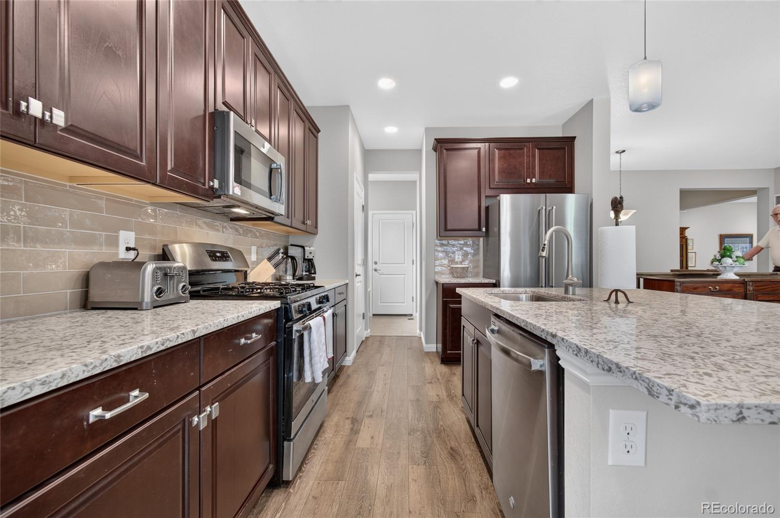MLS Image #8 for 10806 n montane drive,broomfield, Colorado