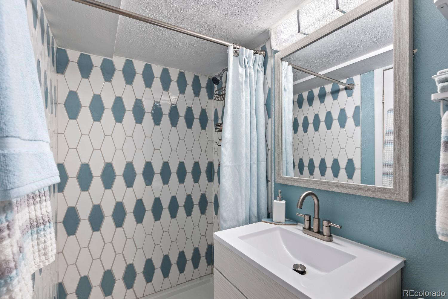 MLS Image #26 for 452 s robb way,lakewood, Colorado