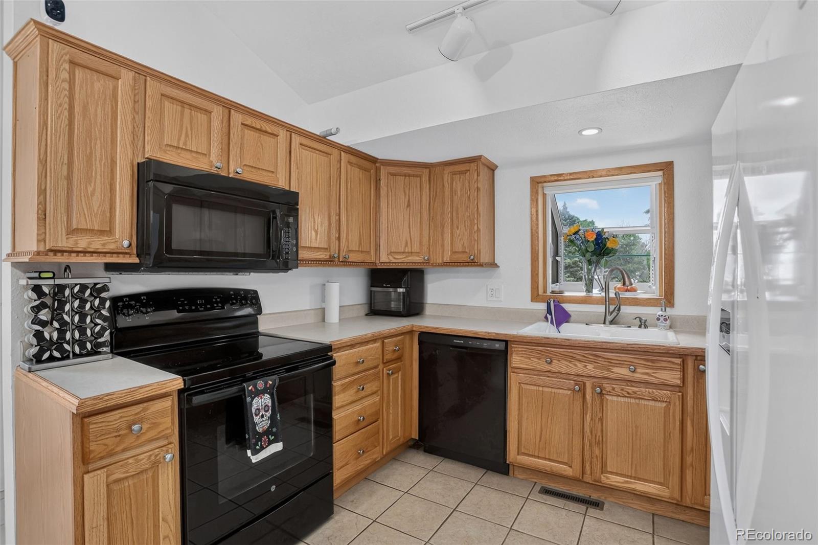 MLS Image #14 for 3787 s richfield street,aurora, Colorado