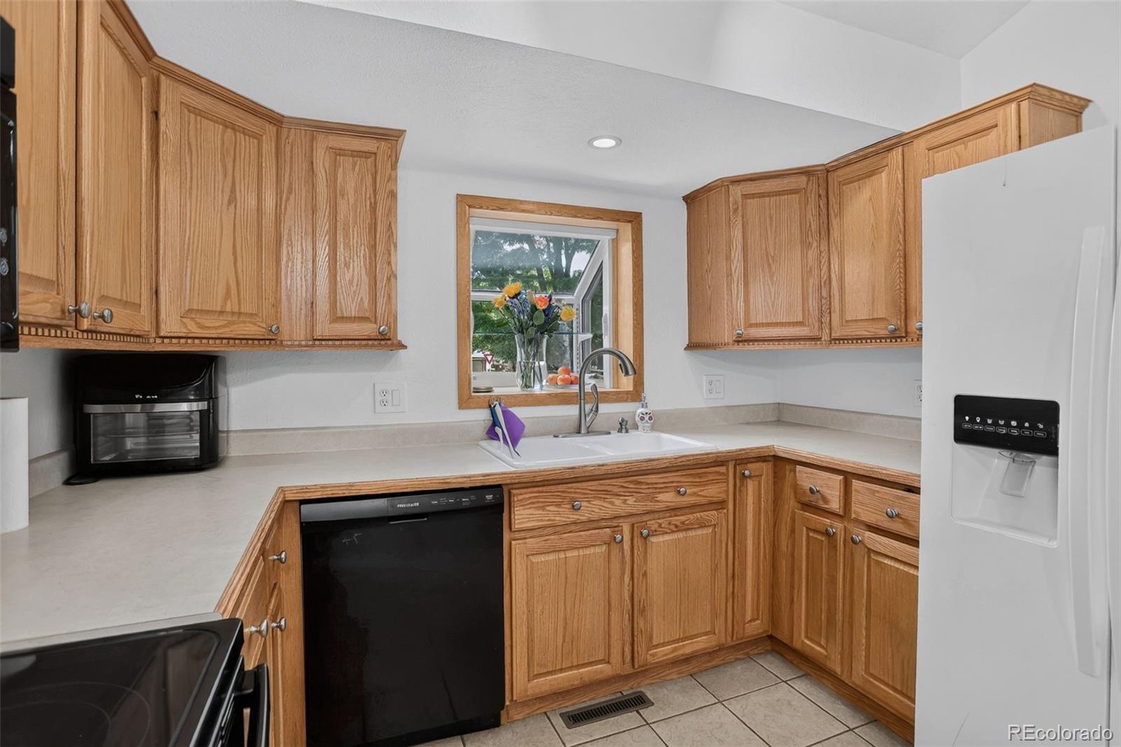 MLS Image #15 for 3787 s richfield street,aurora, Colorado
