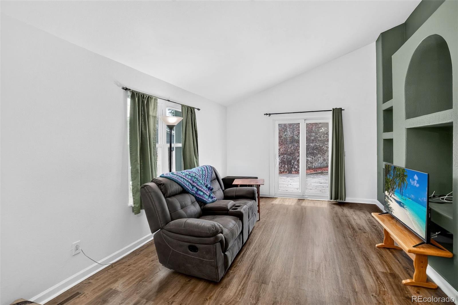 MLS Image #5 for 3787 s richfield street,aurora, Colorado