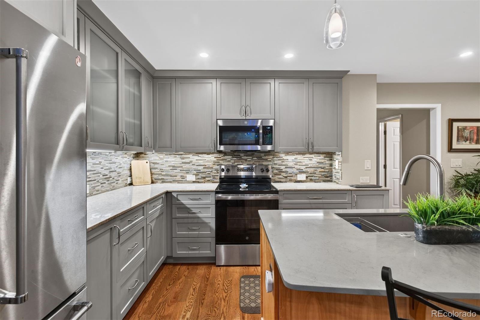 MLS Image #3 for 5927 e jamison lane,centennial, Colorado