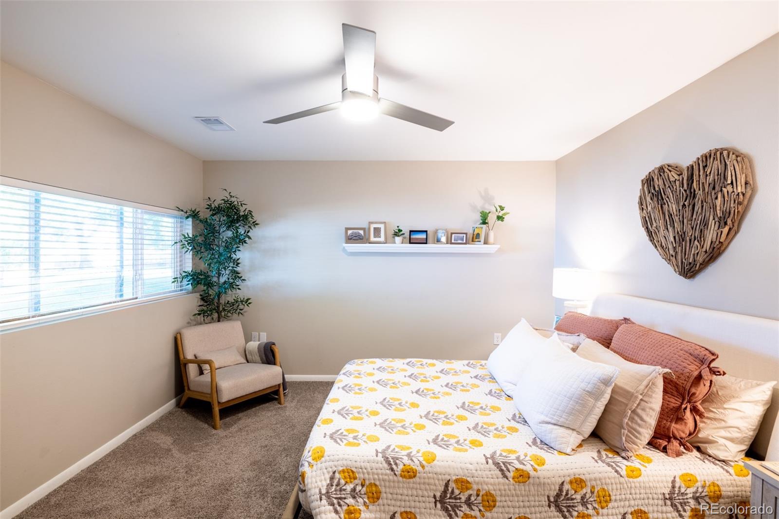 MLS Image #12 for 7071 s bryant street,littleton, Colorado
