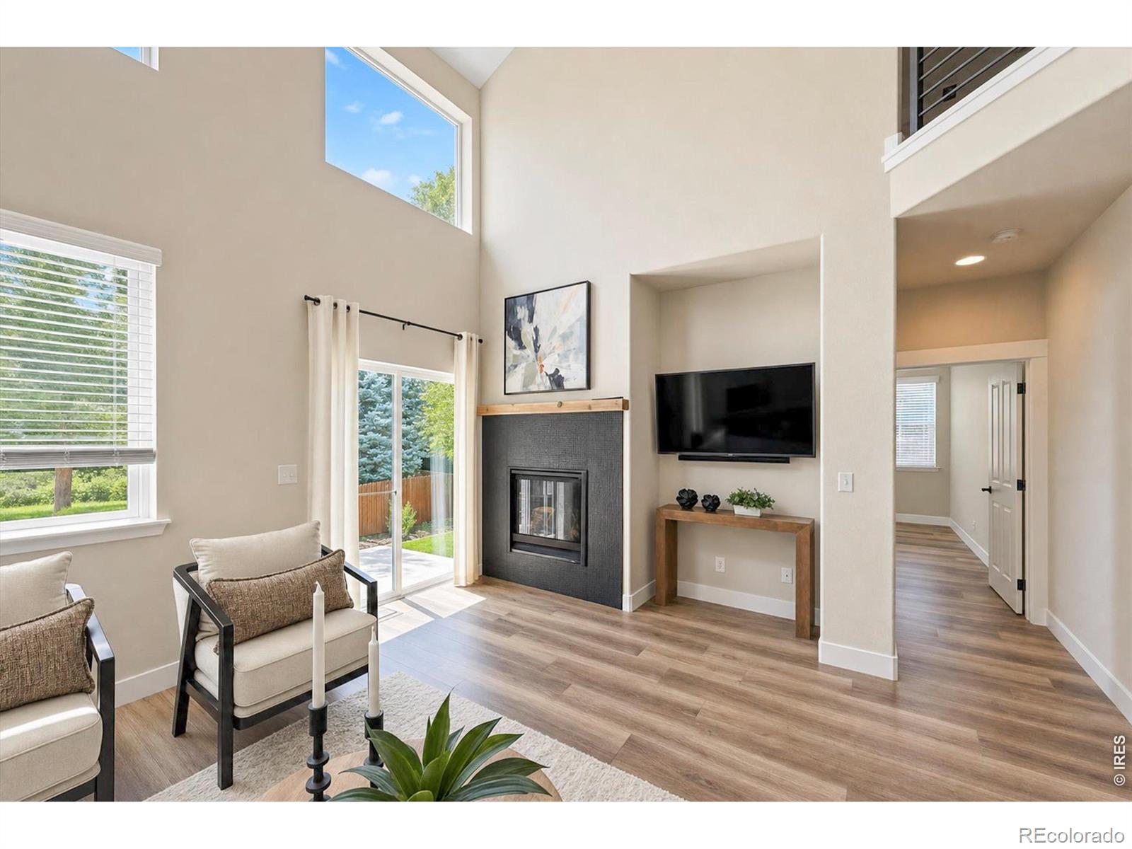 MLS Image #14 for 915  snowy plain road,fort collins, Colorado