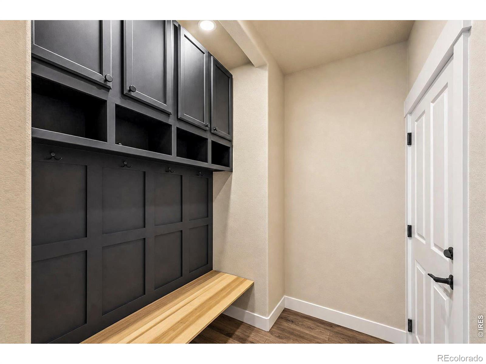 MLS Image #17 for 915  snowy plain road,fort collins, Colorado