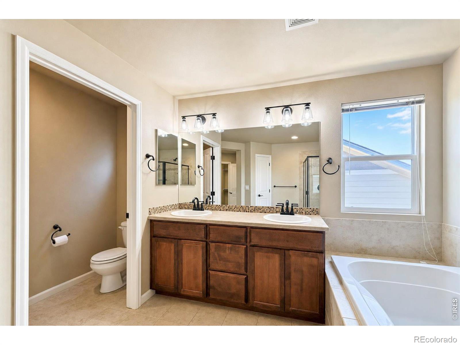 MLS Image #27 for 915  snowy plain road,fort collins, Colorado