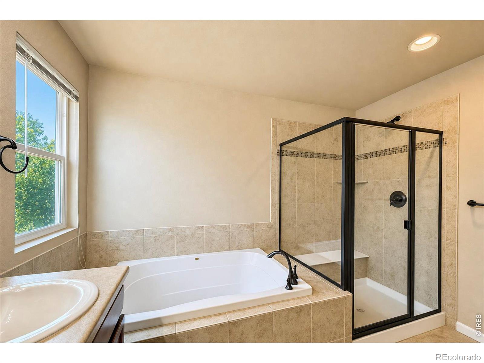 MLS Image #28 for 915  snowy plain road,fort collins, Colorado