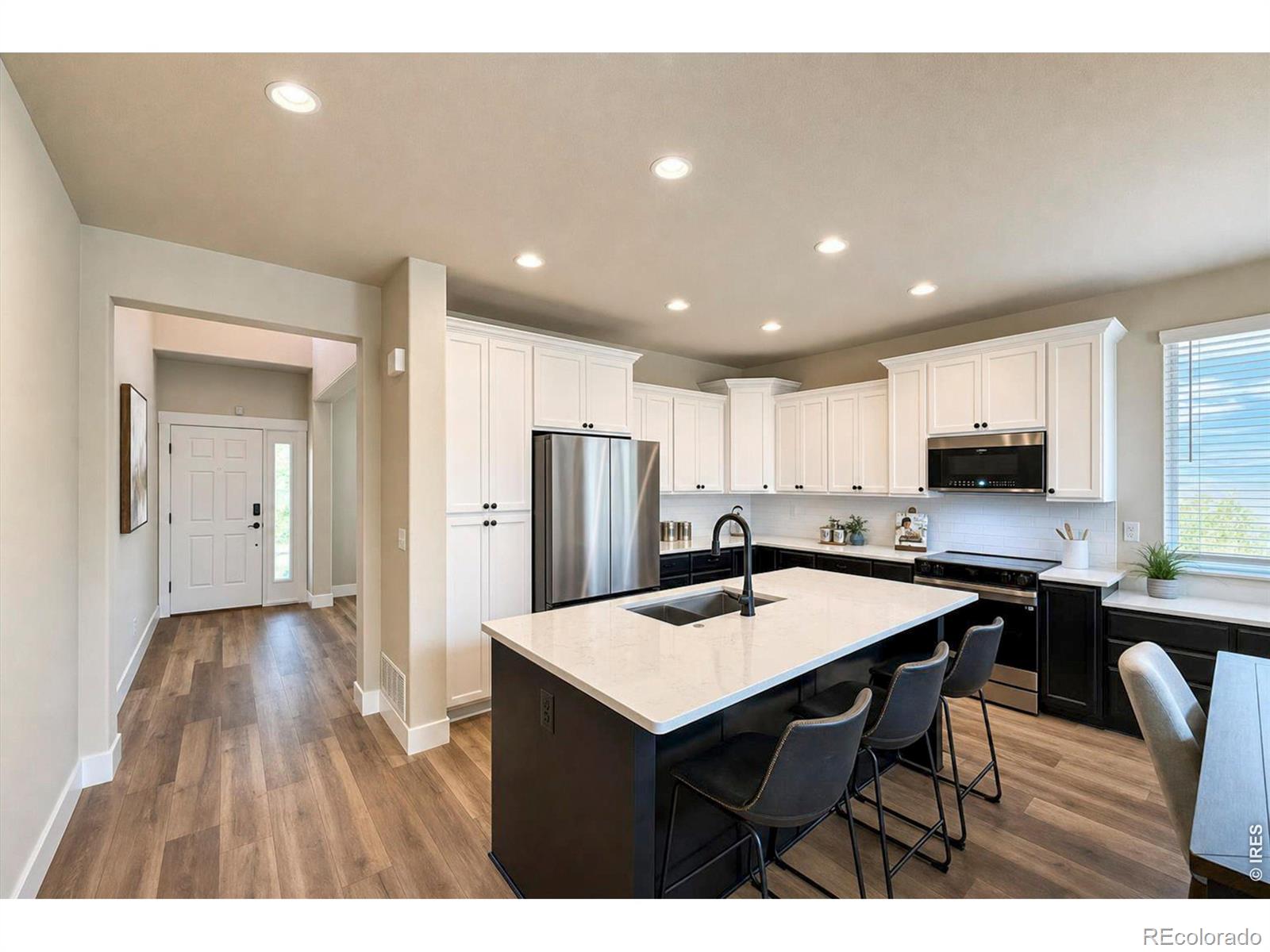 MLS Image #5 for 915  snowy plain road,fort collins, Colorado