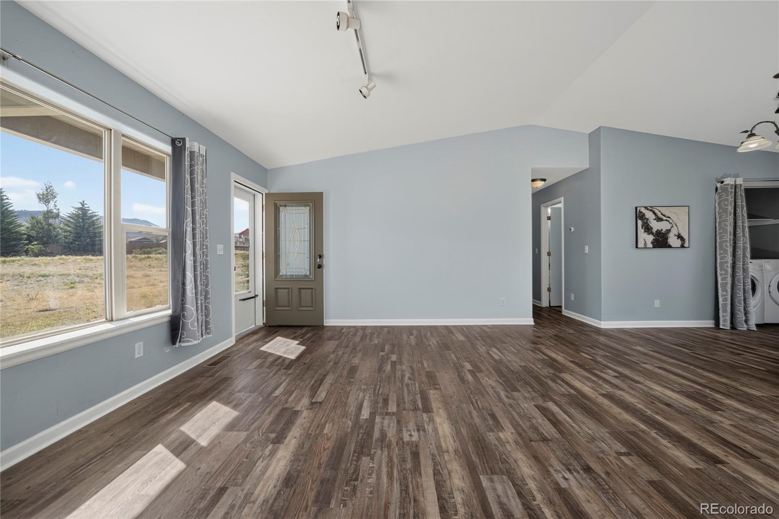 MLS Image #14 for 416 e cedar avenue,hot sulphur springs, Colorado
