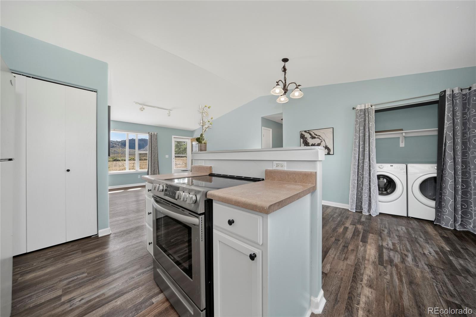 MLS Image #20 for 416 e cedar avenue,hot sulphur springs, Colorado