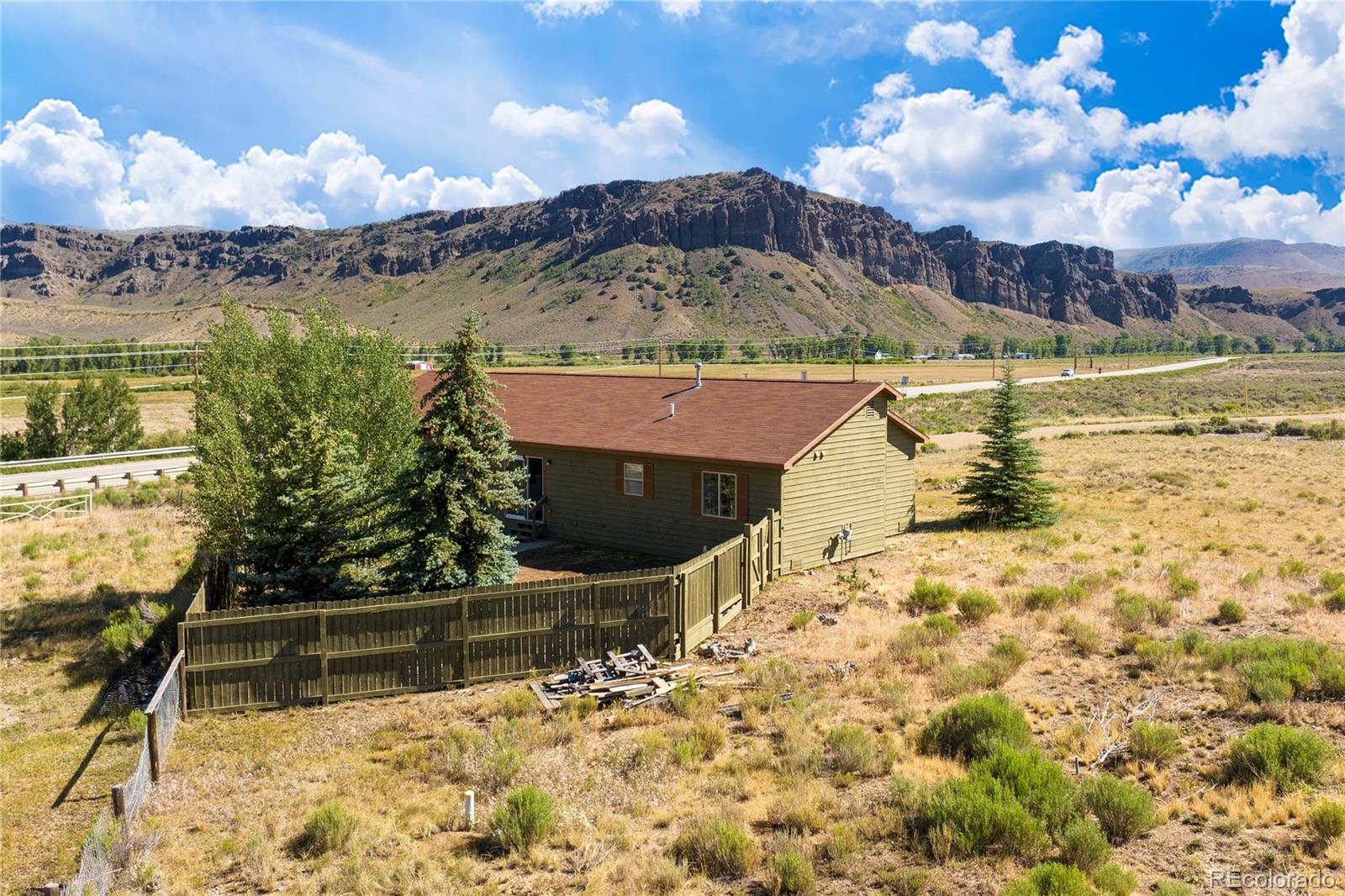 MLS Image #8 for 416 e cedar avenue,hot sulphur springs, Colorado