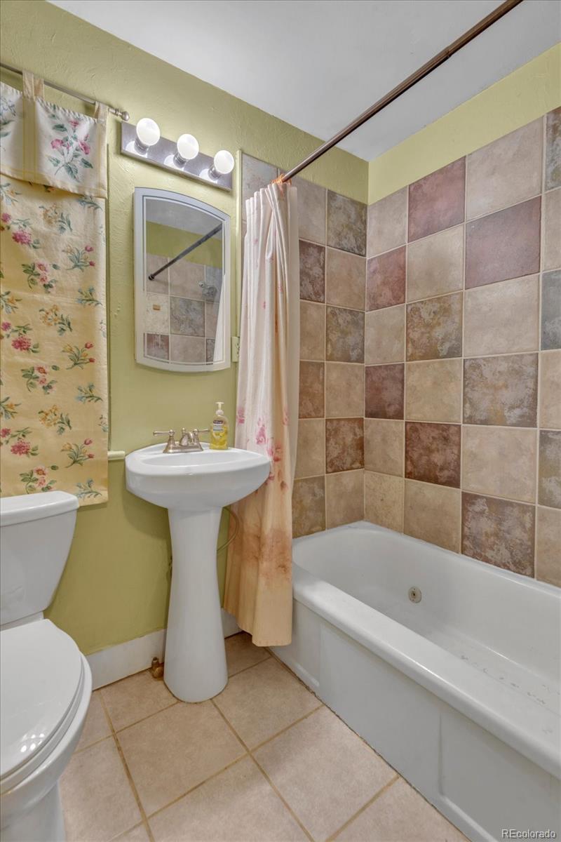 MLS Image #15 for 8165 w 19th avenue,lakewood, Colorado