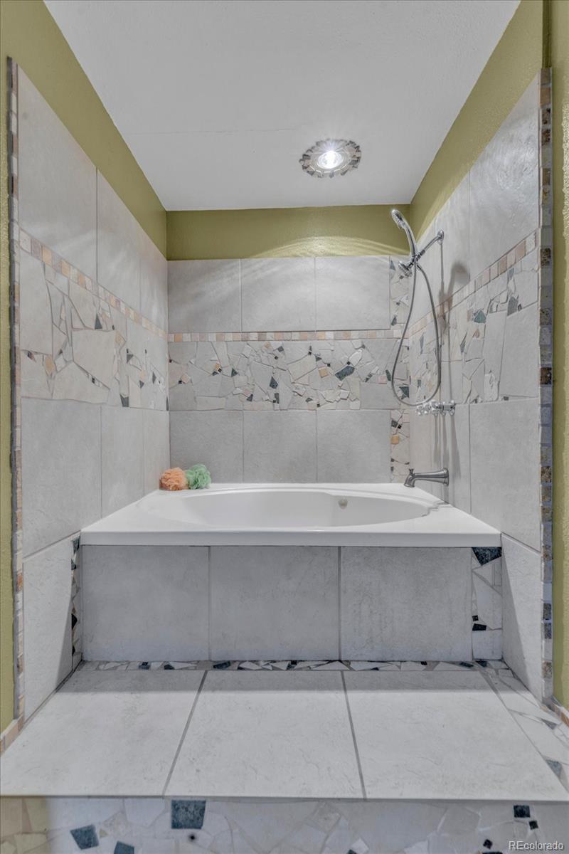 MLS Image #17 for 8165 w 19th avenue,lakewood, Colorado
