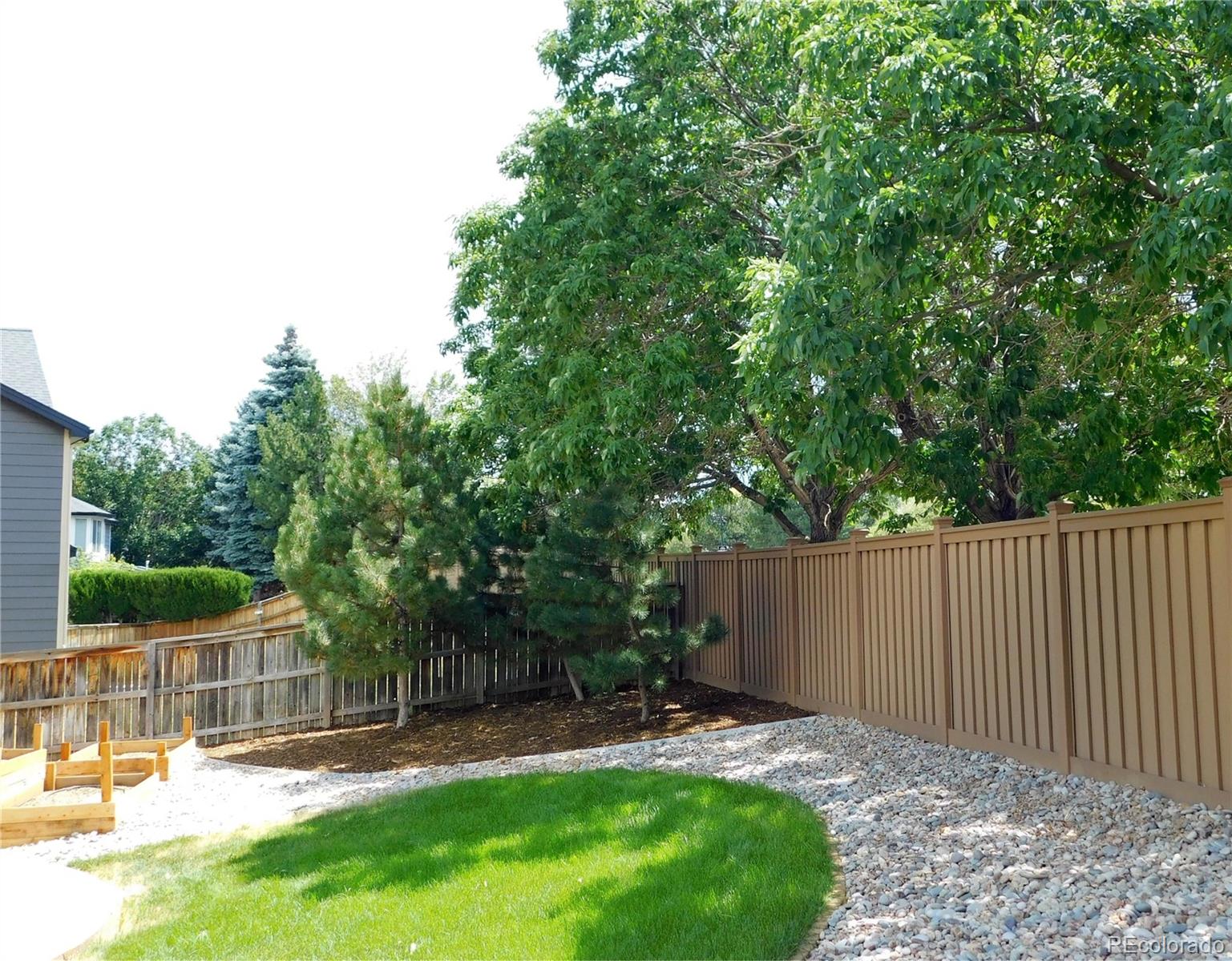 MLS Image #3 for 10355  sparrow hawk court,littleton, Colorado