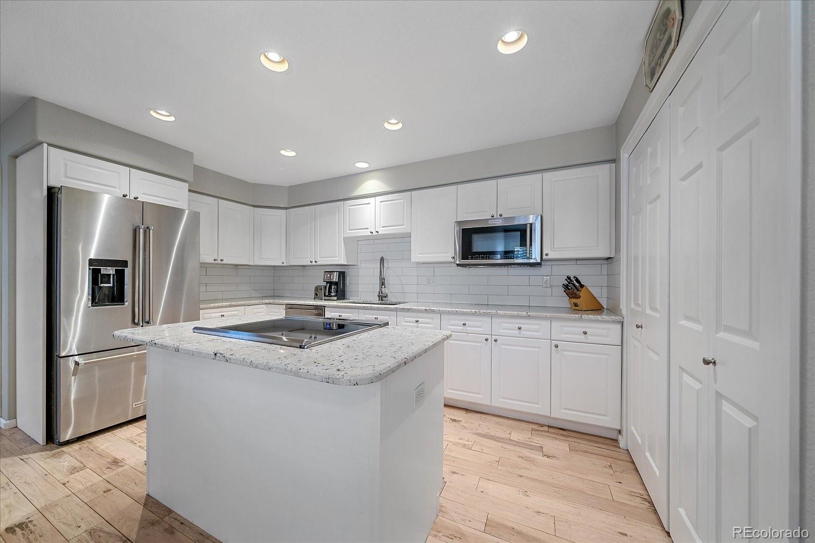MLS Image #10 for 9497  southern hills circle b,lone tree, Colorado