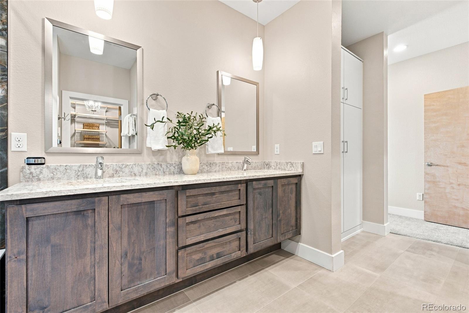 MLS Image #23 for 8684  martin luther king jr boulevard,denver, Colorado