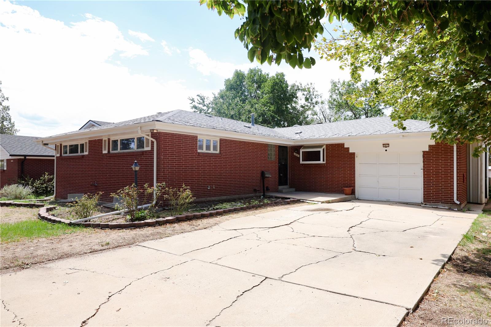MLS Image #0 for 1011  jamaica street,aurora, Colorado