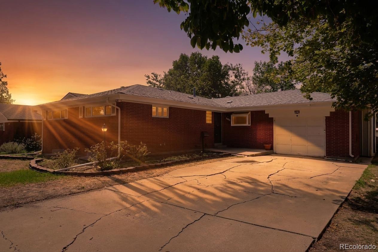 MLS Image #1 for 1011  jamaica street,aurora, Colorado