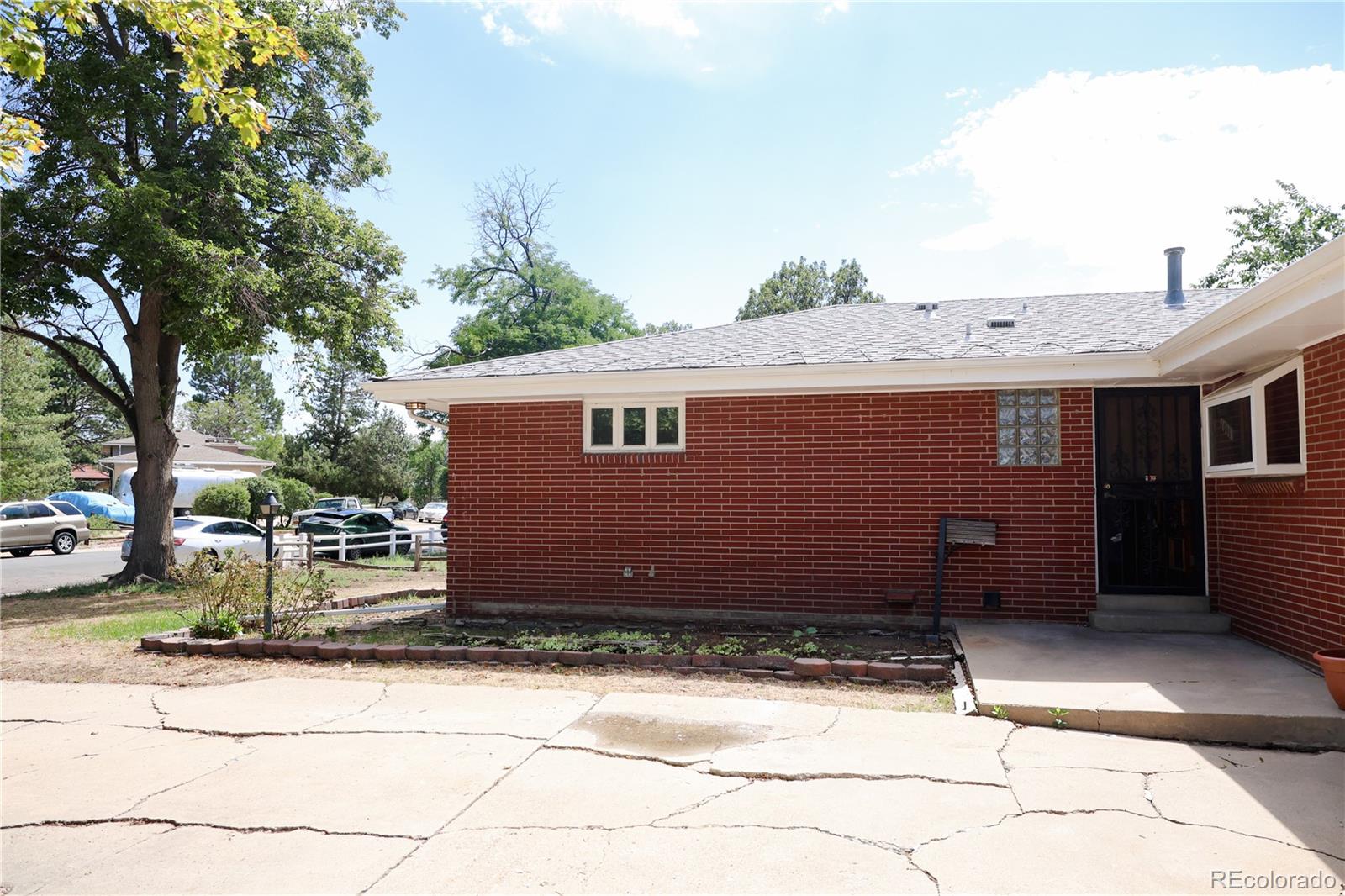 MLS Image #2 for 1011  jamaica street,aurora, Colorado