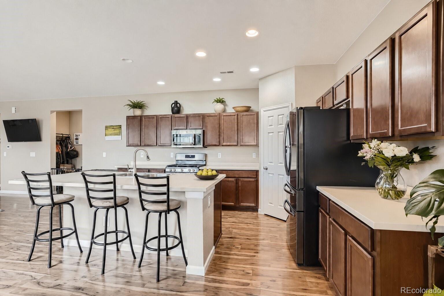 MLS Image #9 for 806  white crow street,aurora, Colorado