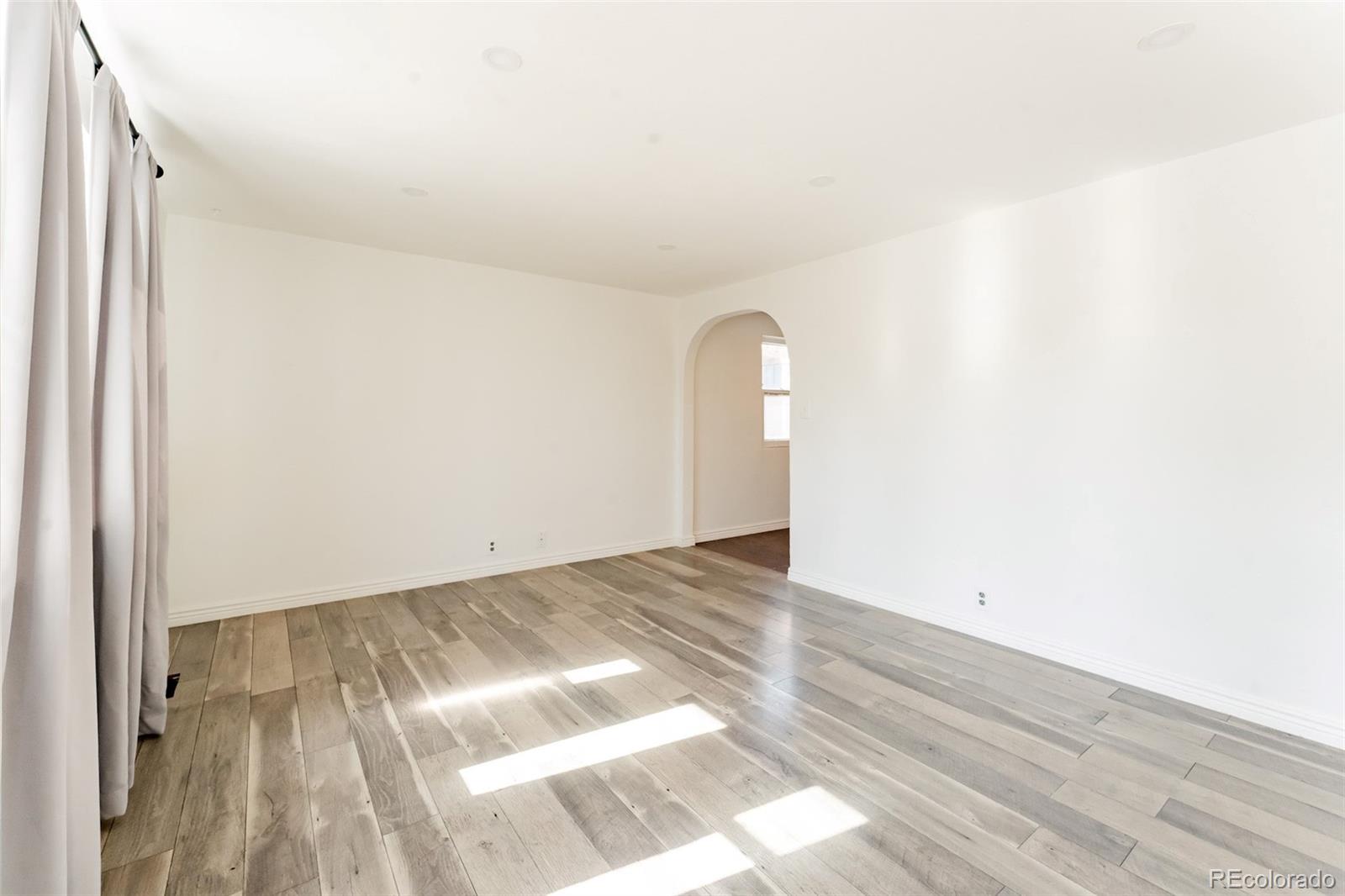 MLS Image #12 for 135 s raleigh street,denver, Colorado