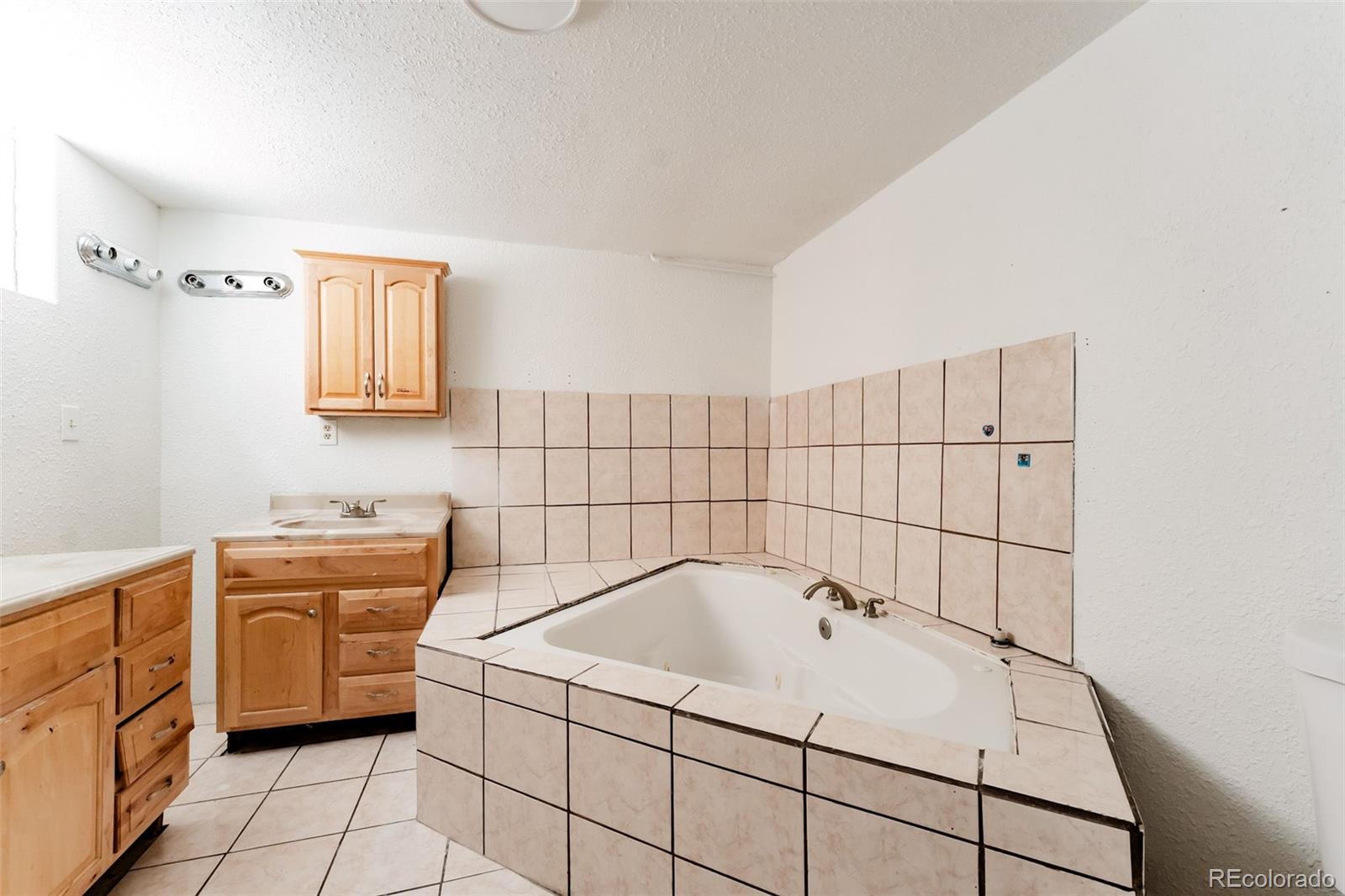 MLS Image #34 for 135 s raleigh street,denver, Colorado